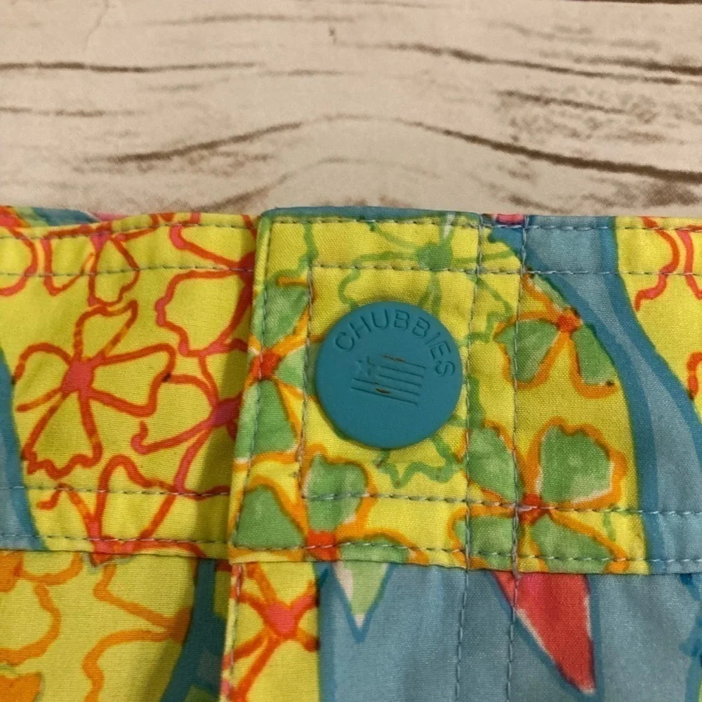 Chubbies Men’s XL Neon Pineapple Swim Trunk Shorts